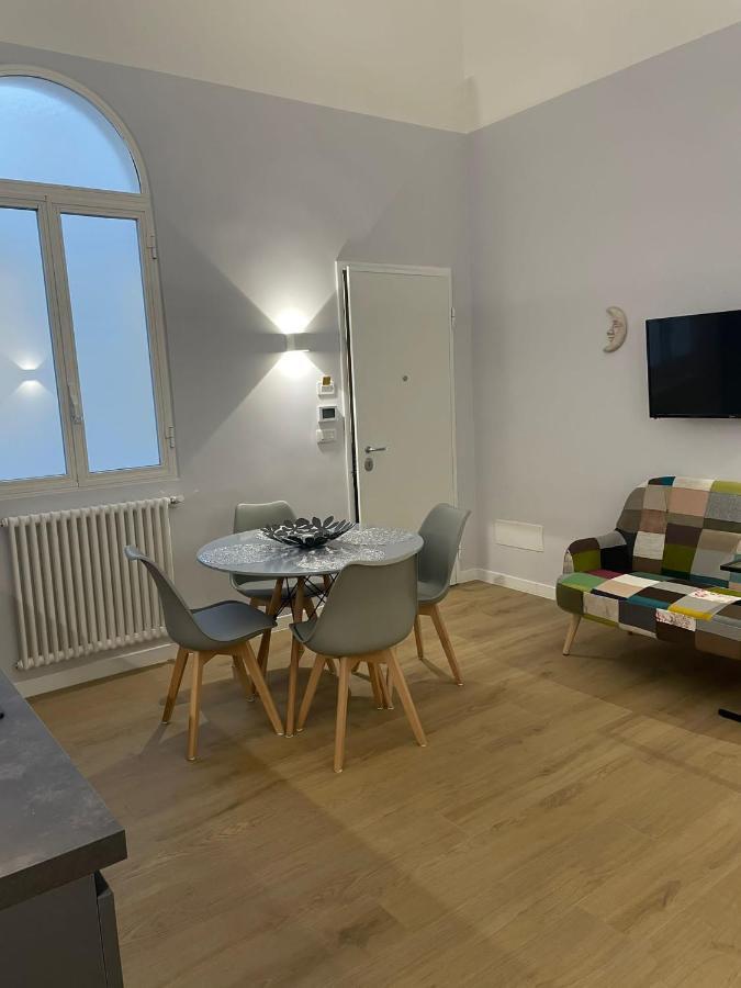 Luna&Sole Oreste Apartments - Self Check-In Bari Exterior photo