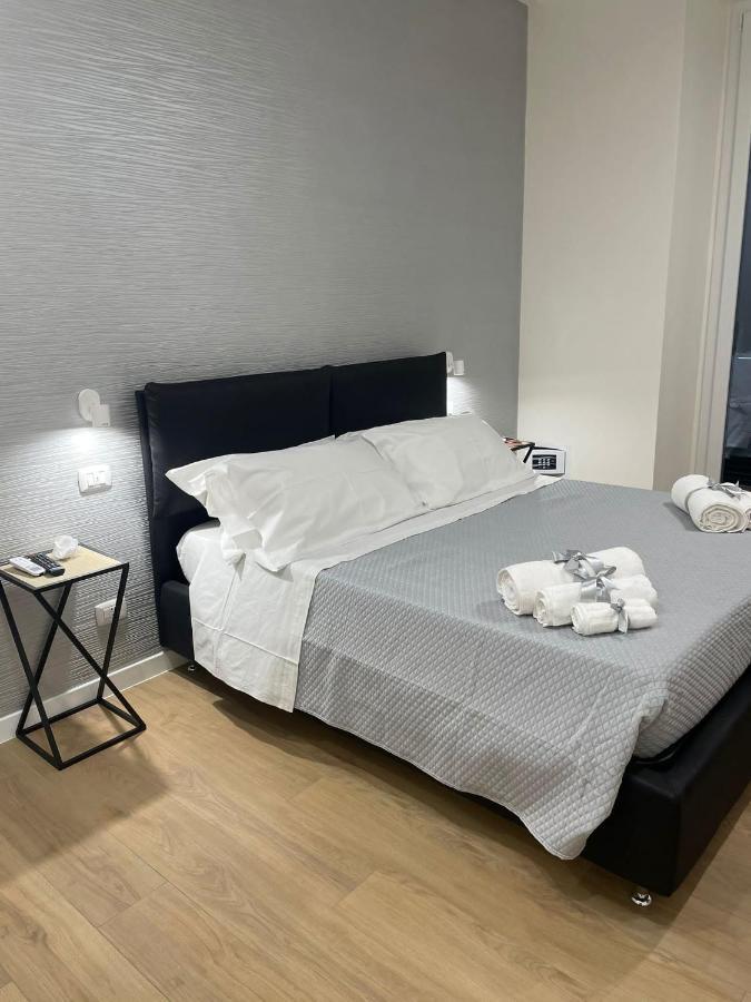 Luna&Sole Oreste Apartments - Self Check-In Bari Exterior photo
