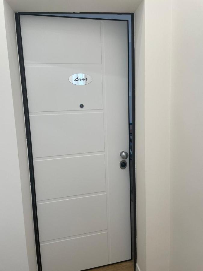 Luna&Sole Oreste Apartments - Self Check-In Bari Exterior photo